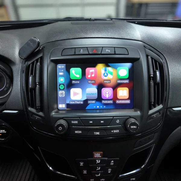 carplay-opel-insignia-with-multimedia-hmi-2.0-2